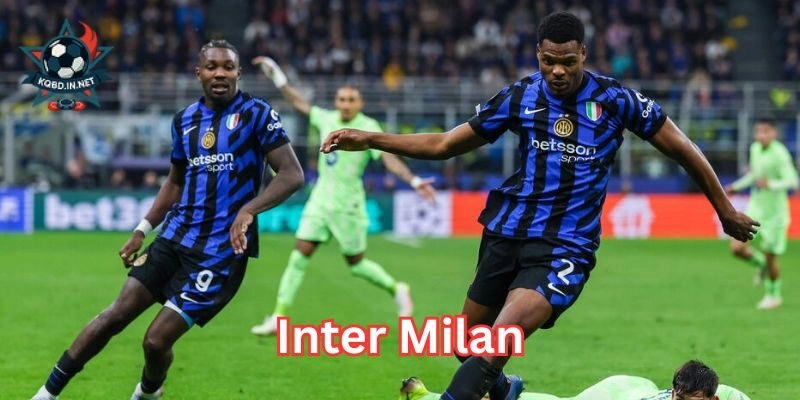 Sân nhà Guiseppe Meazza của Inter Milan đầy cảm xúc
